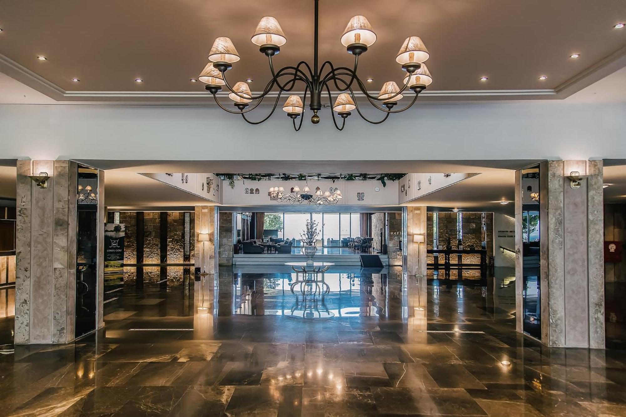 Corfu Holiday Palace Perama (Corfu) Exterior foto Lobby
