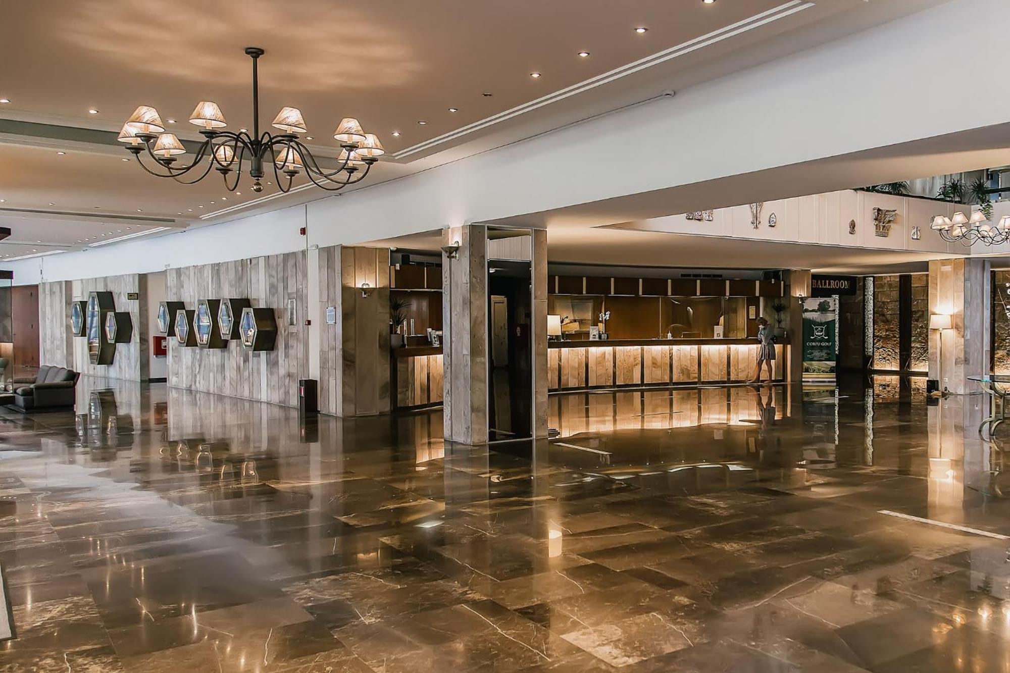 Corfu Holiday Palace Perama (Corfu) Exterior foto Lobby