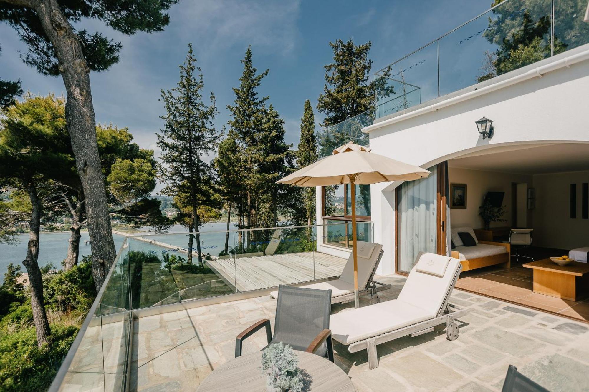Corfu Holiday Palace Perama (Corfu) Exterior foto Villa at the resort