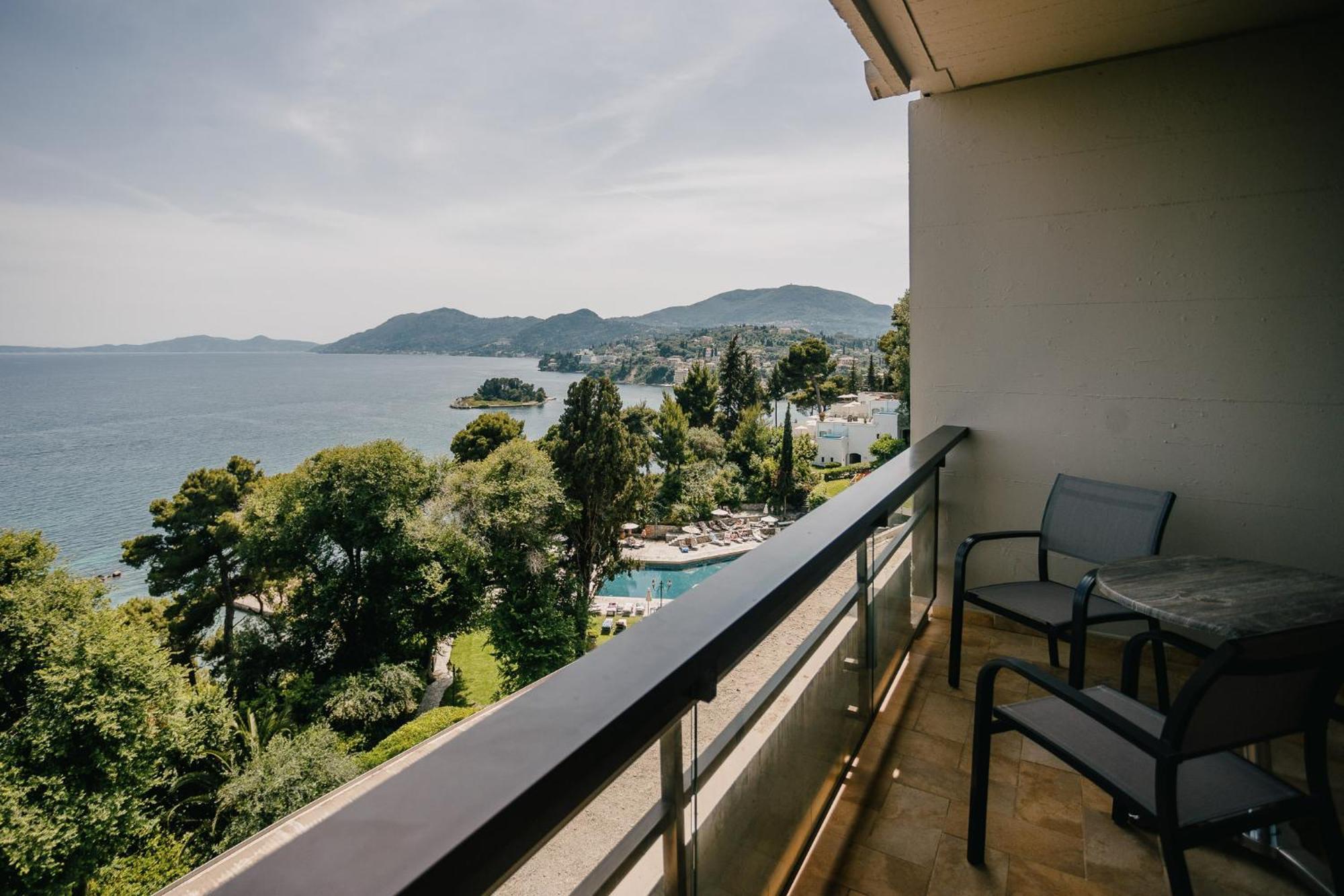 Corfu Holiday Palace Perama (Corfu) Exterior foto View from the hotel